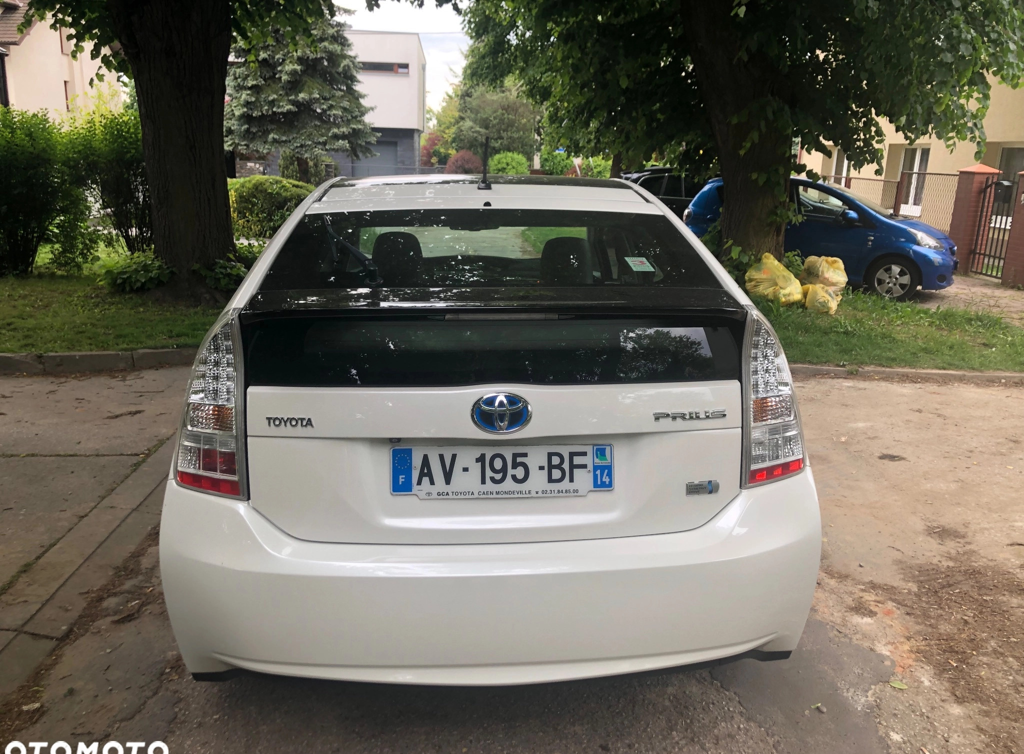 Toyota Prius cena 37900 przebieg: 310000, rok produkcji 2010 z Lublin małe 667